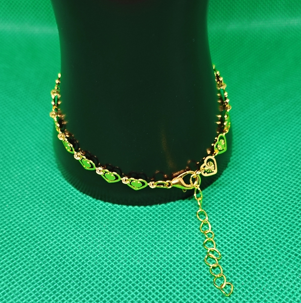 Golden Heart Bracelet - Picture 4 of 4